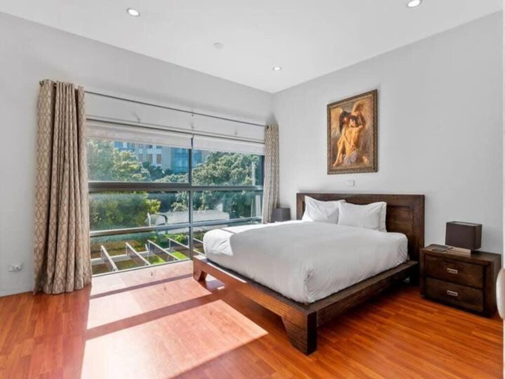 Sleek Modern Pad Next To Spark Arena Free Parking Auckland Luaran gambar